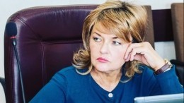 Облысевшая после лечения Александра Яковлева не теряет позитива