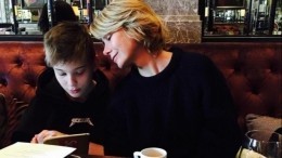 «Стиль великого отца»: Высоцкая похвасталась выросшим сыном от Кончаловского