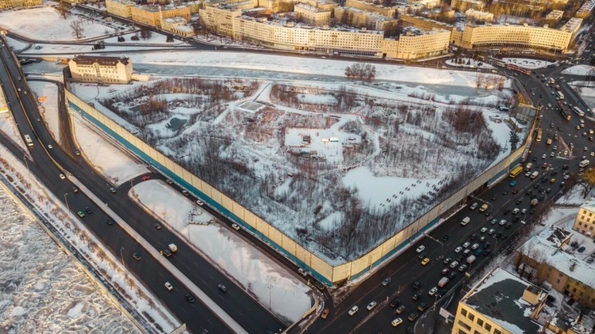 «Газпром нефть» откажется от новых небоскребов в Петербурге в пользу делового пространства с парком