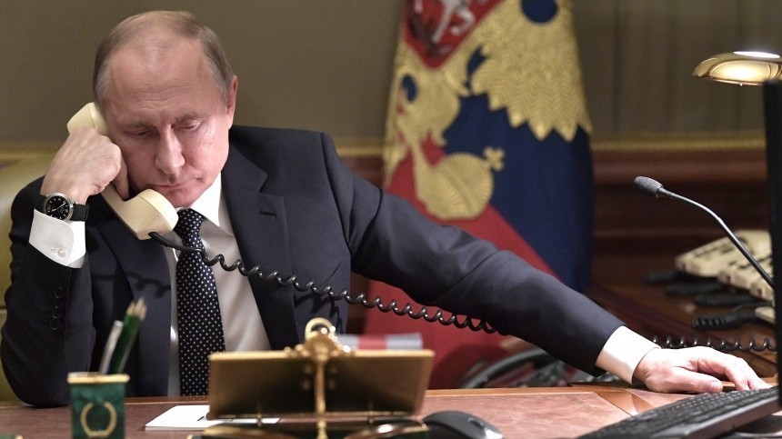 Путин и Зеленский обсудили по телефону подготовку к встрече «нормандской четверки»