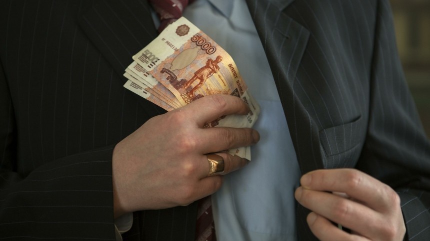 Двоих полицейских в Ленобласти подозревают в получении взятки в 3,8 млн рублей
