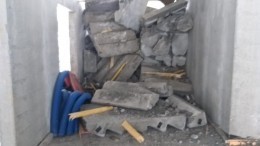 Первые кадры с места обрушения лестничных проемов в Ижевске