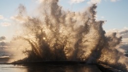 Мать унесенного в Черное море мальчика пришла на берег, где идет поисковая операция