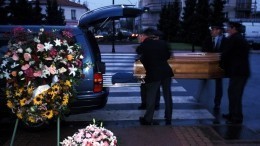 В США из церкви угнали катафалк с телом в гробу