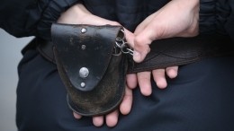 Экс-полицейский в форме вымогал у жителя Краснодара 100 тысяч рублей