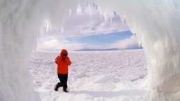 Ледяной лабиринт появился на Байкале — видео