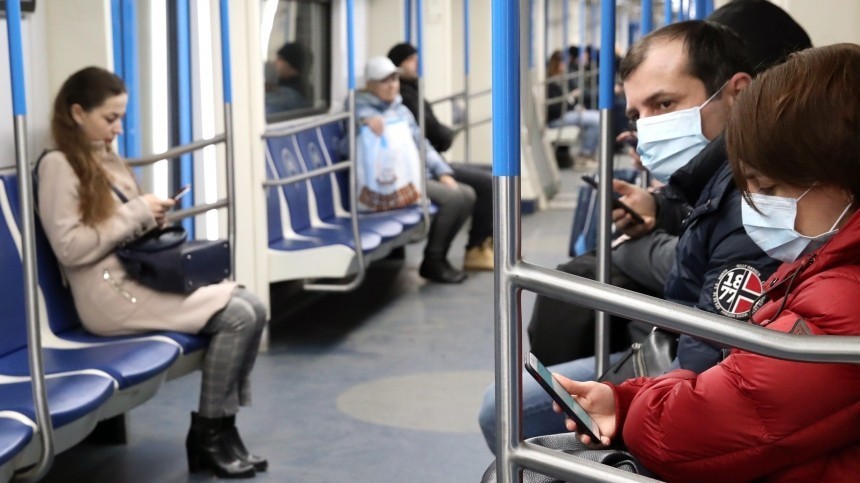 Какие новые запреты введут в Москве, Петербурге и их областях из-за коронавируса