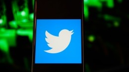 Роскомнадзор потребовал от Twitter удалить фейк о комендантском часе в Москве