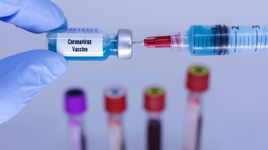 В России разрабатываются три вакцины от COVID-19