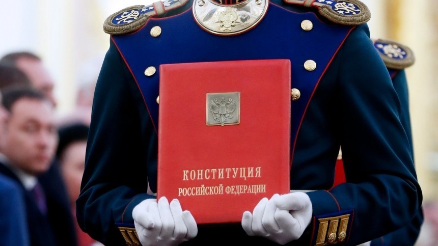 Путин подписал законы о наказании за нарушения при голосовании по Конституции