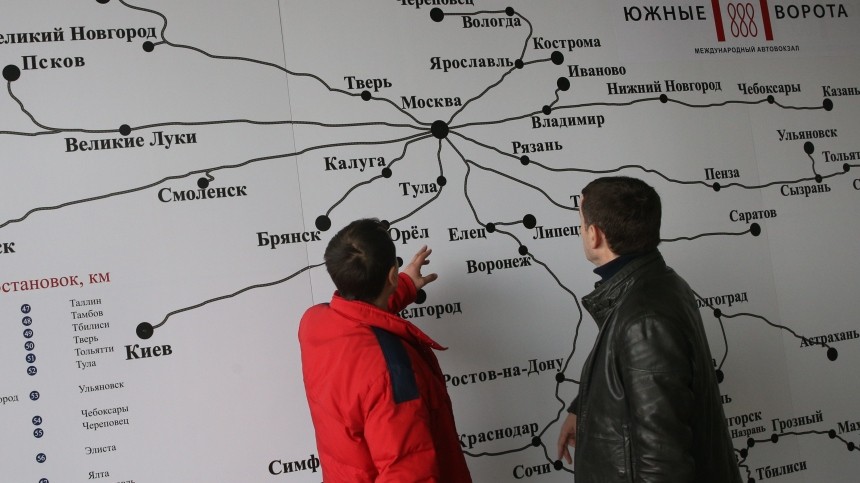 Путин потребовал не закрывать транспортное сообщение между регионами