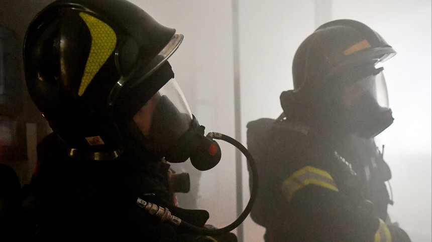 Пятьдесят человек эвакуировано из горящего дома престарелых в Москве