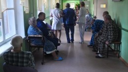 Момент побега шестерых уголовников из психбольницы в Иркутске попал на видео