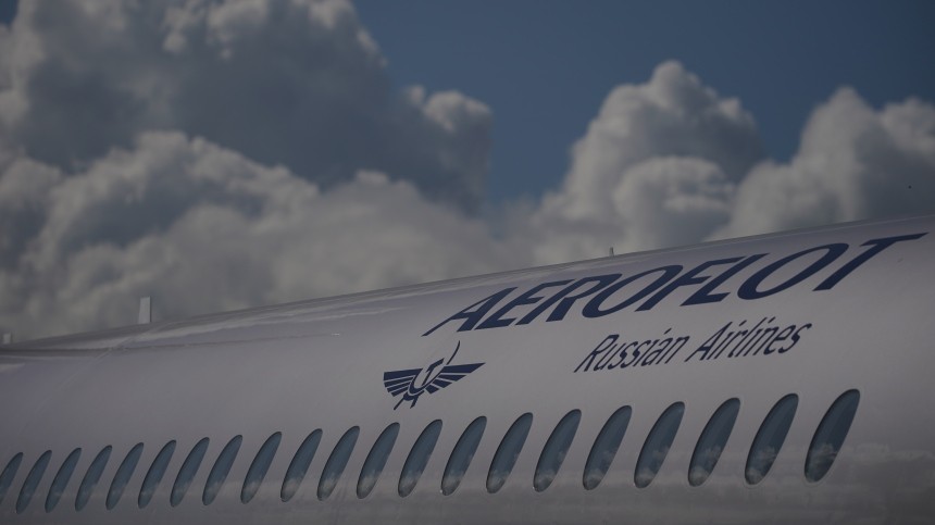 «Аэрофлот» во второй раз сократил количество внутренних рейсов