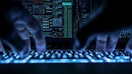 Хакер взломал аккаунт школьника во время урока химии и транслировал порно