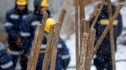 Более 100 человек заразились коронавирусом на стройке в Мурманской области