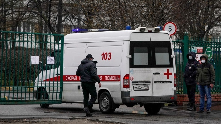 Власти Москвы смогли предотвратить взрывной рост заболеваемости COVID-19 — Собянин