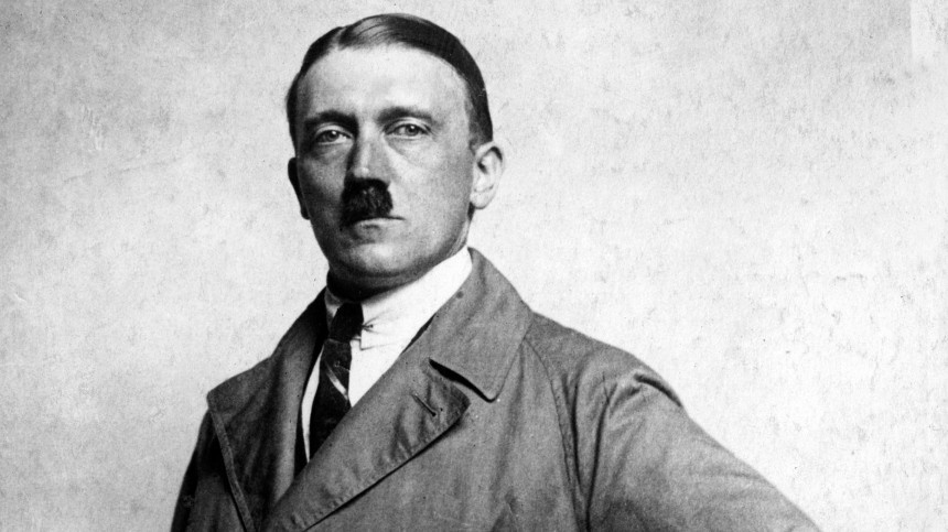 Историк рассказал, как советская разведка нашла останки Гитлера в 1945 году