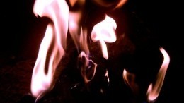 Пьяный житель Ямала облил сестру бензином и закурил, девушка сгорела заживо