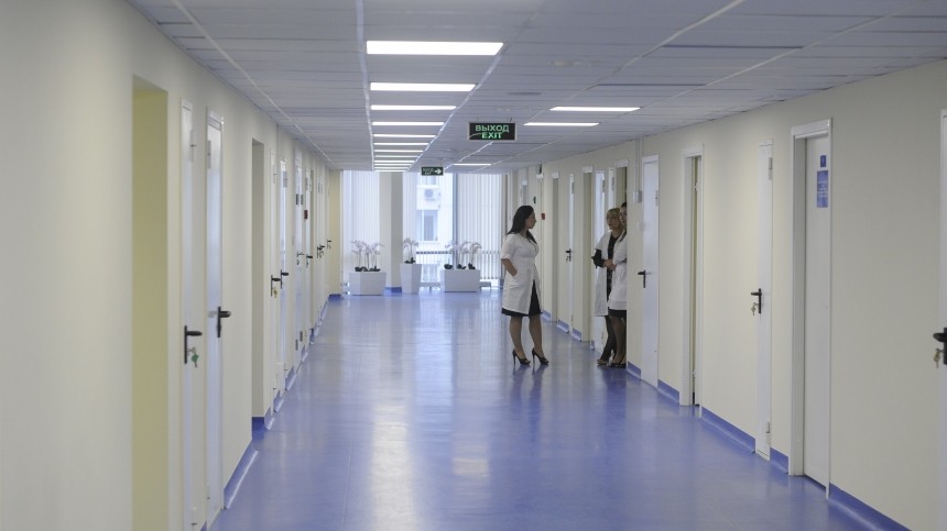 Двух липецких врачей уволили за халатность, повлекшую распространение коронавируса