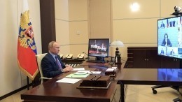 Путину придется еще какое-то время работать в условиях ограничений — Песков