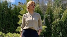 «Сама нежность»: Ирина Круг поразила поклонников, обнажив изящные плечи