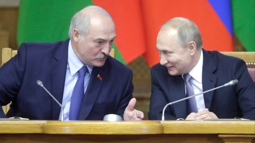 Лукашенко анонсировал телефонный разговор с Путиным