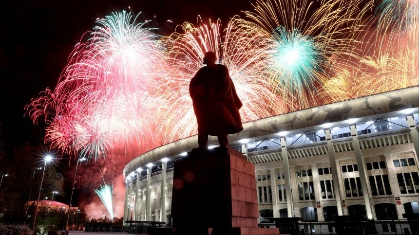 «Это было мощно»: британские СМИ восхитились салютом в Москве по случаю Дня Победы