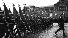 75 лет славы: Как прошел Парад Победы в 1945?