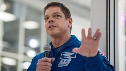 «Фыркал и пыхтел»: Астронавт Боб Бенкен описал ощущения от полета на Crew Dragon