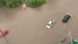 Тропические ливни обрушились на Благовещенск — видео