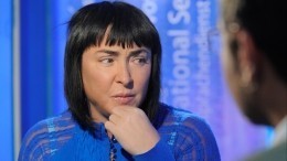 «Люлей мне давала» — Лолита поделилась, что Пугачева никогда ее не хвалила