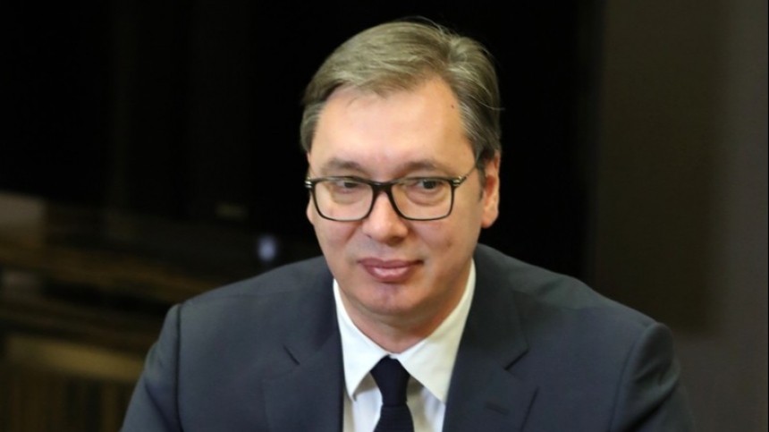 Президент Сербии Александар Вучич объявил о победе правящей партии на выборах