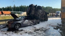 Крупную сумму обнаружили в авто, попавшем в массовое ДТП в Петербурге