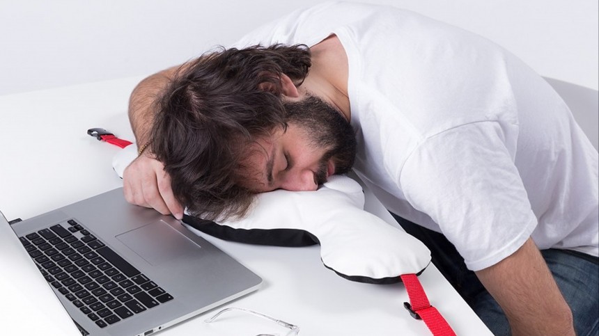 Почему вредно поздно ложиться спать? Объясняет врач