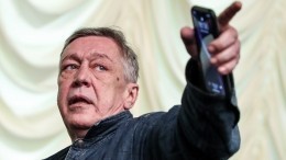 Спаивал и бил: Друг Ефремова рассказал о его влиянии на женщин