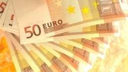 Курс евро подскочил на Московской бирже выше 81 рубля впервые с начала мая