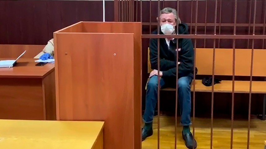 Ефремову предъявили обвинение в нарушении ПДД, повлекшее смерть человека