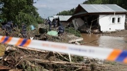 Добровольцы ВСКС ликвидируют последствия паводка в Свердловской области