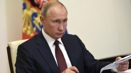 Путин подписал закон о голосовании на выборах в течение трех дней