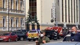 Геращенко назвал национальность захватившего в Киеве заложников в банке