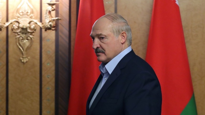 Лукашенко заявил, что задержанных россиян направили в Минск намеренно