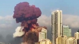 «На пиротехнику не похоже»: эксперт назвал возможную причину взрыва в Бейруте