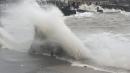 Тайфун обрушил мощные дожди на Дальний Восток — видео