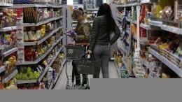 Эксперт рассказал, куда обращаться при перебитом сроке годности на продуктах