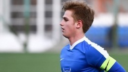 Видео: 15-летний футболист, забивший гол, вписал свое имя в историю российского спорта