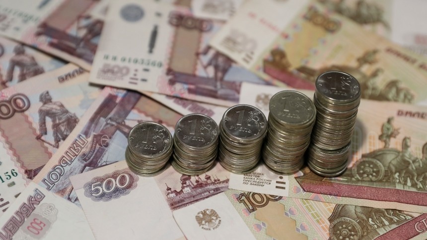 Депутаты Госдумы поддержали выплаты в 10 тысяч рублей на детей в августе