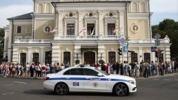 В Минске силовики не пустили в театр сотрудников после их участия в протестах