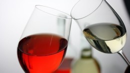 Как часто нужно пить вино, чтобы никогда не страдать слабоумием