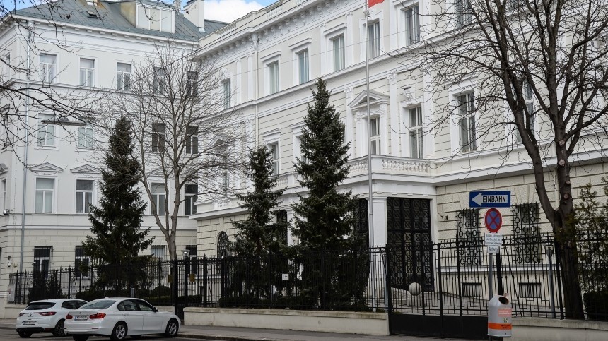 Посольство РФ в Австрии резко отреагировало на высылку российского дипломата